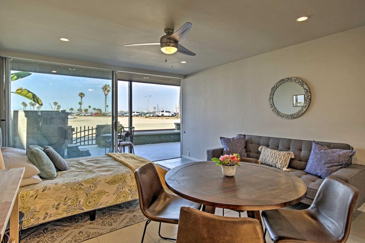 Bayfront San Diego Getaway On Boardwalk With Hot Tub Extérieur photo