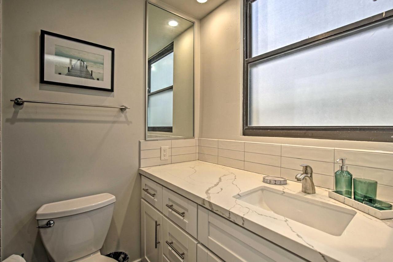 Bayfront San Diego Getaway On Boardwalk With Hot Tub Extérieur photo