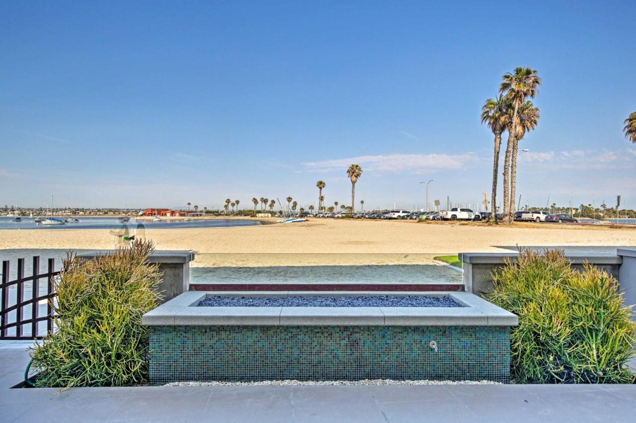 Bayfront San Diego Getaway On Boardwalk With Hot Tub Extérieur photo